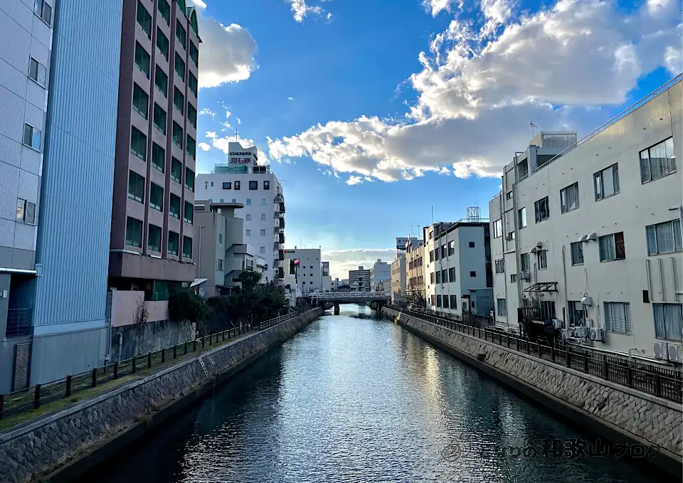 和歌山市街を流れる市堀川