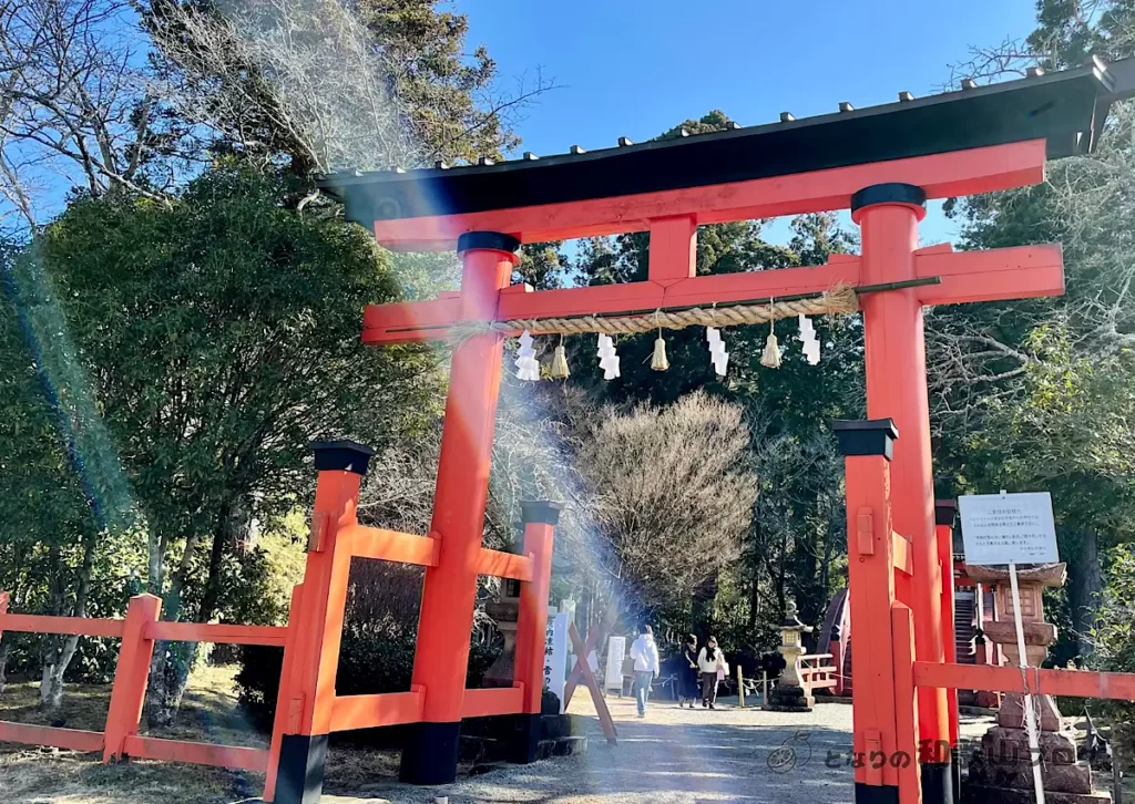 丹生都比売神社(ニウツヒメジンジャ)の外鳥居|となりの和歌山ブログ
