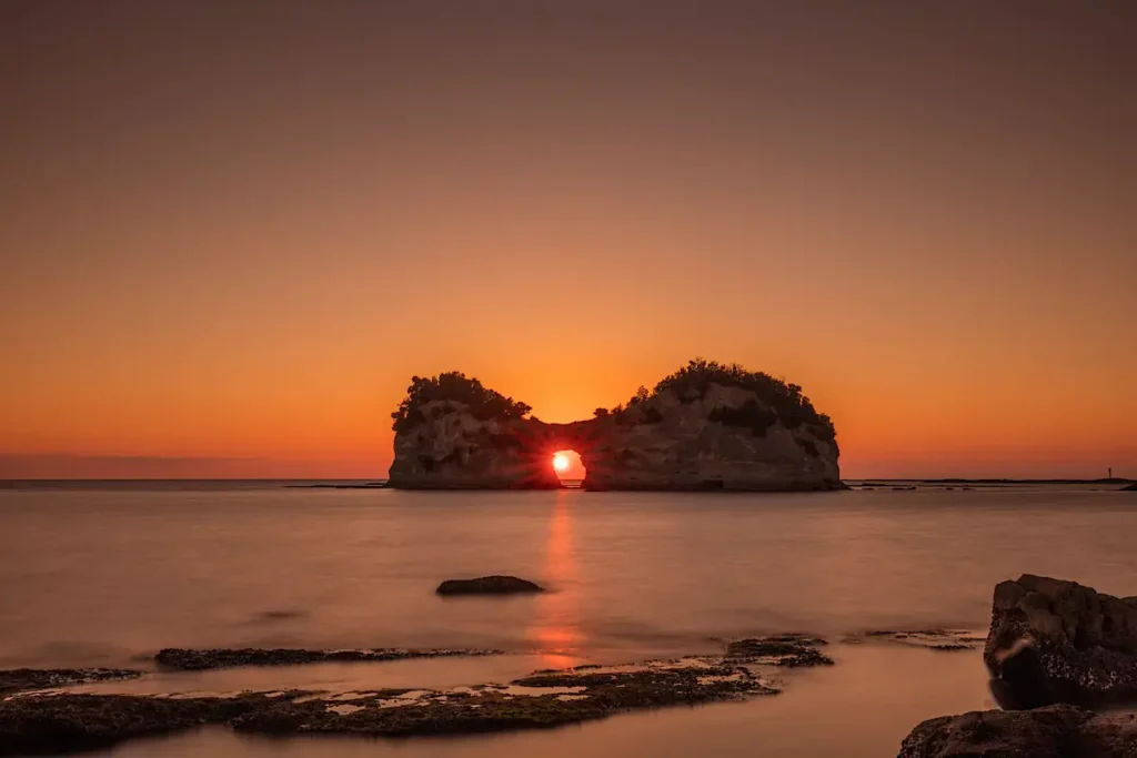 円月島の夕日