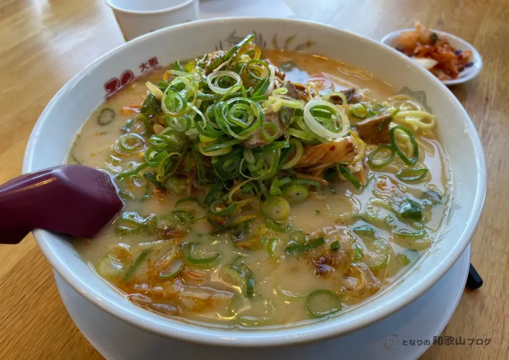 大阪ふくちぁんラーメン「どっさりネギ きざみチャーシューラーメン」