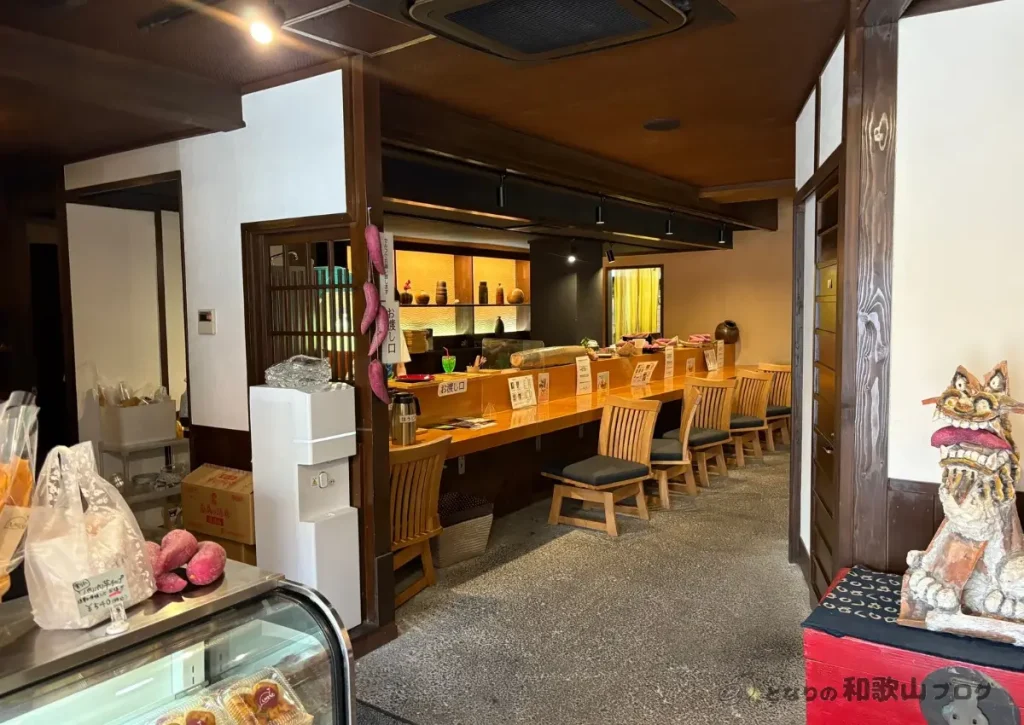 芋と氷 うめ乃 の店内の様子(カウンター席)