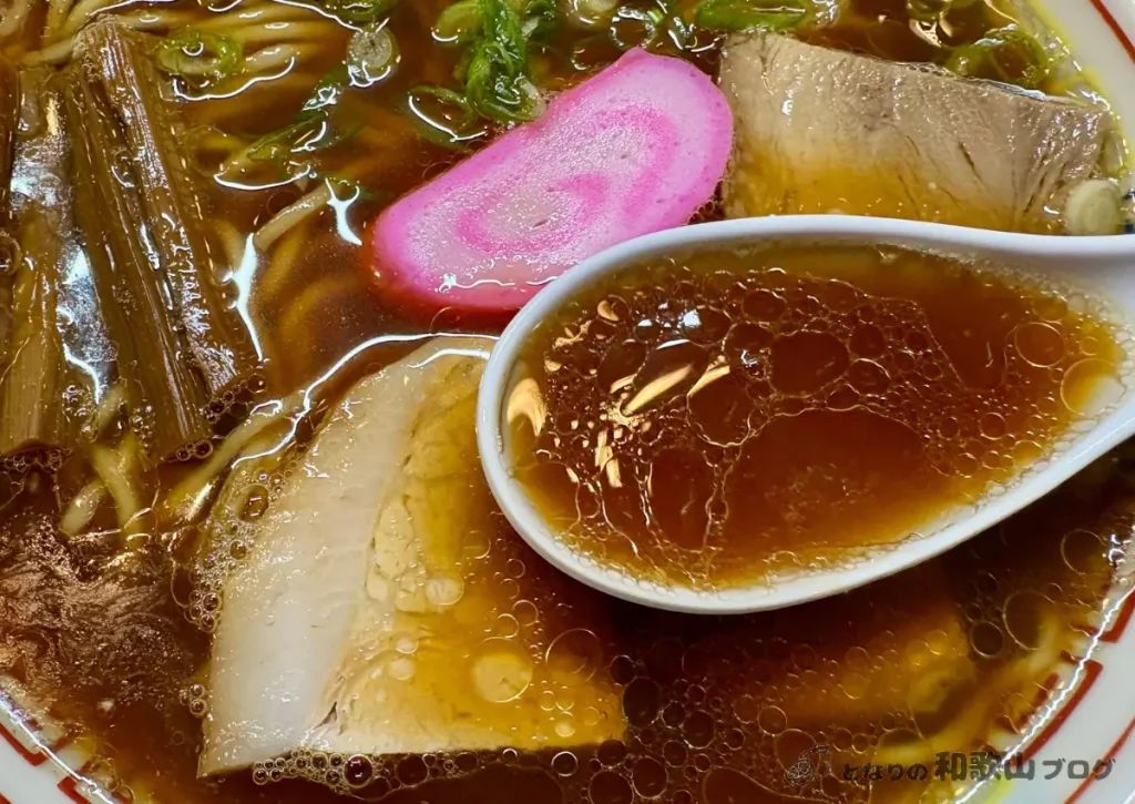 丸木（マルキ）中華そば　スープ